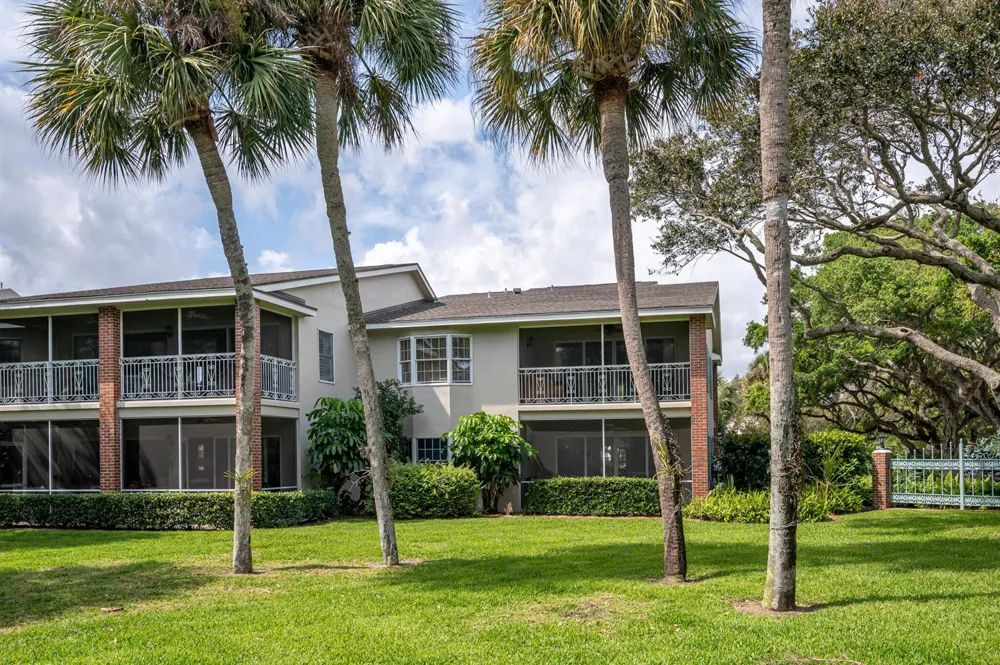 101 W Park Shores Circle #2 Indian River Shores, FL 32963