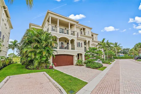 126 Tierra Lane #4