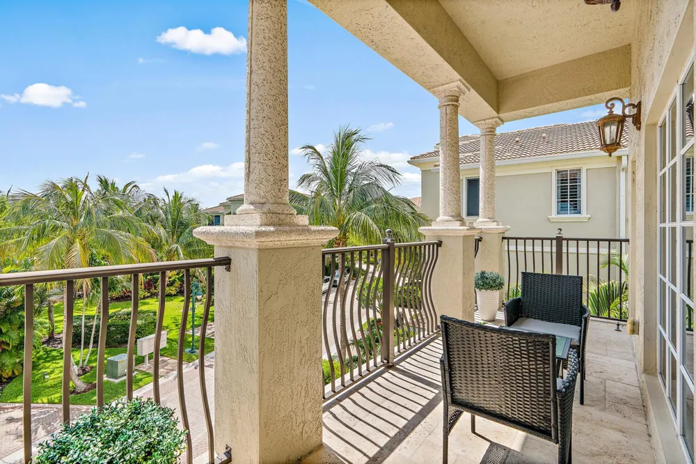126 Tierra Lane #4 Jupiter, FL 33477