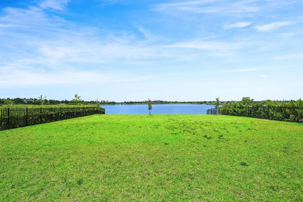 655 Hookline Circle Loxahatchee, FL 33470