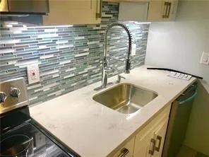 905 NE 28th Street Wilton Manors, FL 33334