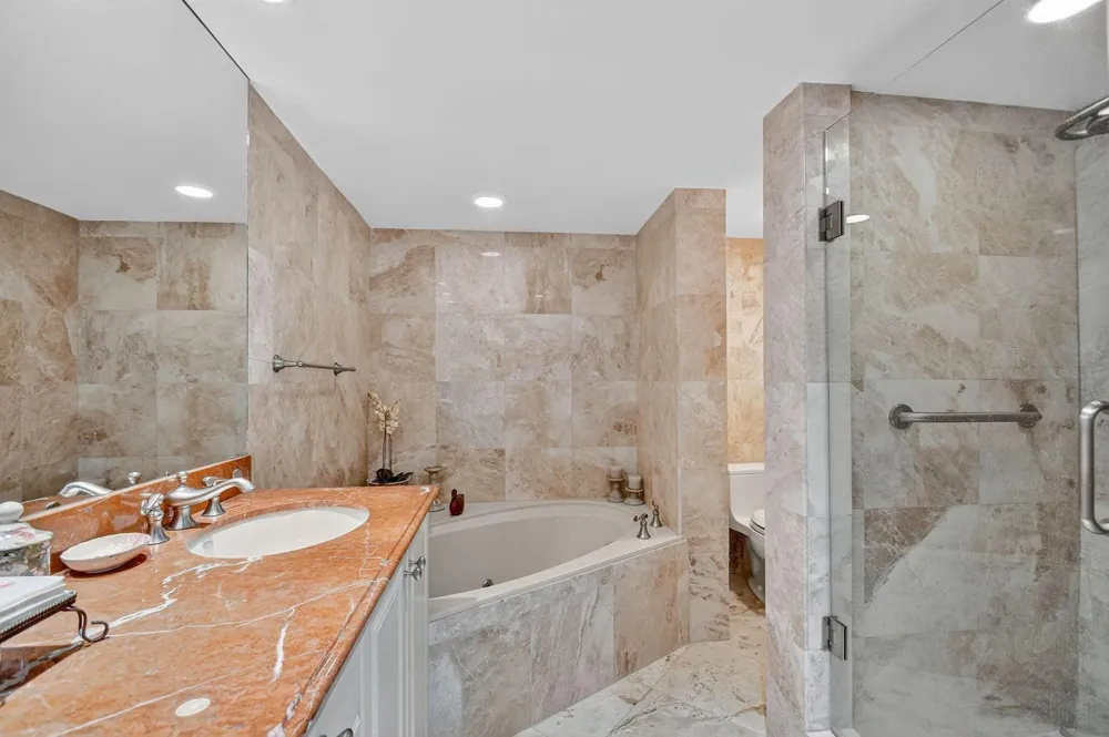 3589 S Ocean Boulevard #608 South Palm Beach, FL 33480