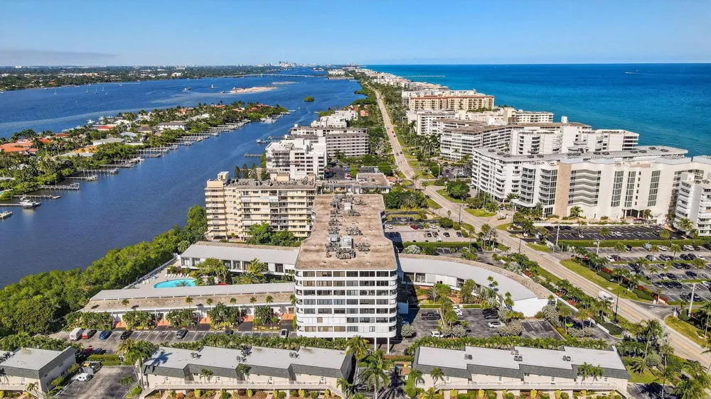 3589 S Ocean Boulevard #608 South Palm Beach, FL 33480