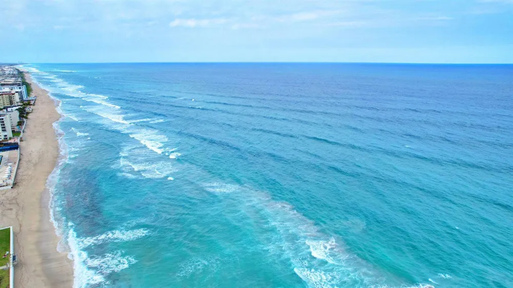 3589 S Ocean Boulevard #608 South Palm Beach, FL 33480