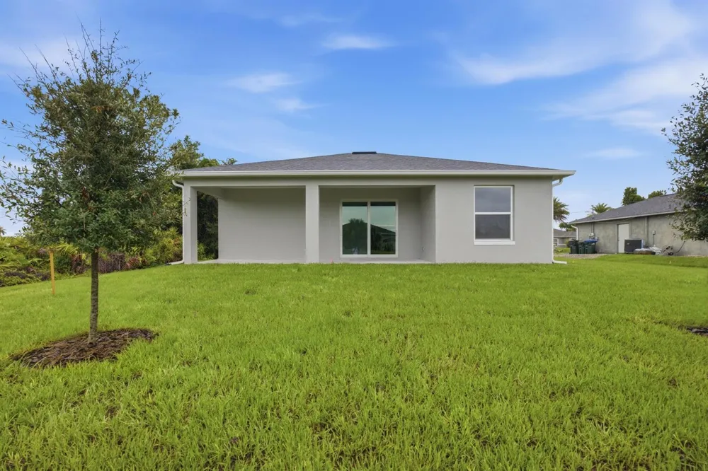 1835 Wheeling Avenue North Port, FL 34288