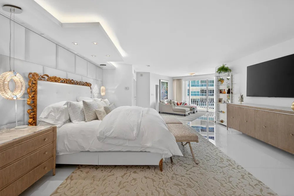 10155 Collins Avenue #1401 Bal Harbour, FL 33154