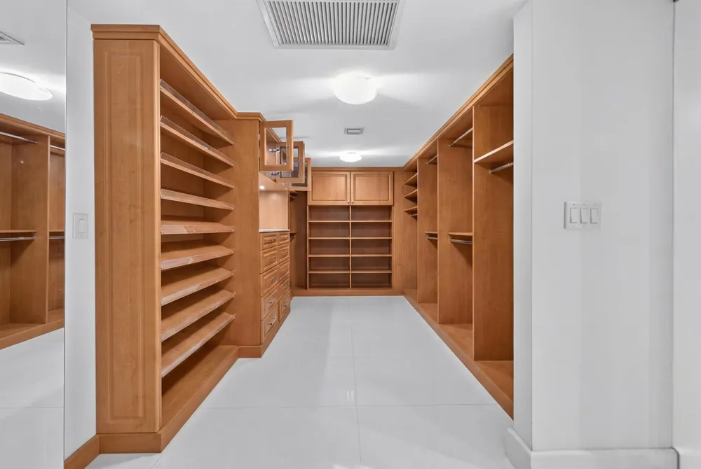10155 Collins Avenue #1401 Bal Harbour, FL 33154
