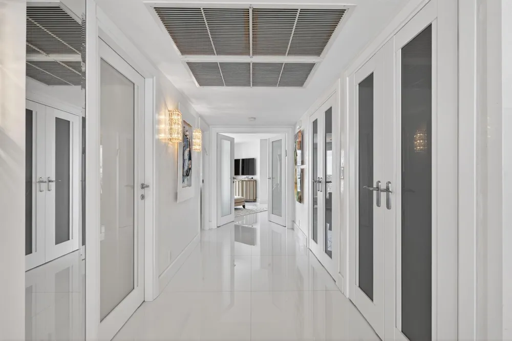10155 Collins Avenue #1401 Bal Harbour, FL 33154