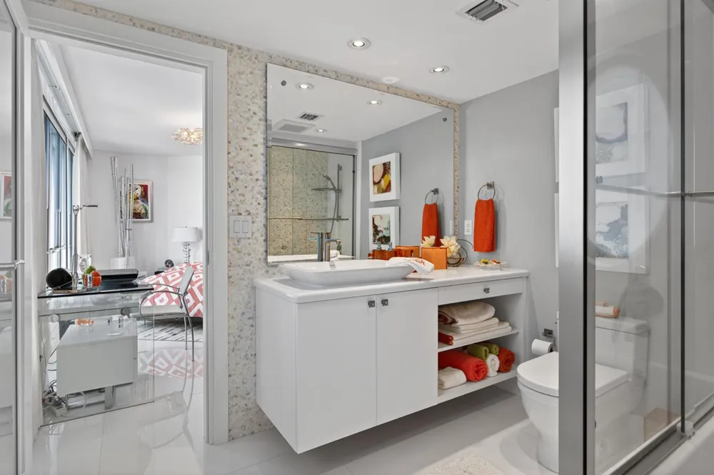 10155 Collins Avenue #1401 Bal Harbour, FL 33154