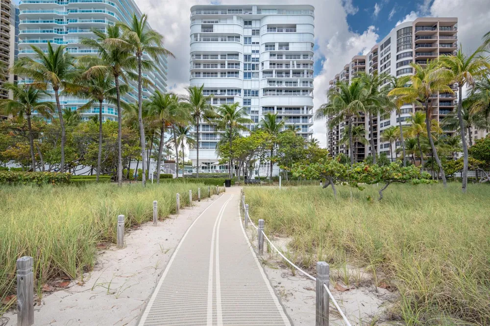 10155 Collins Avenue #1401 Bal Harbour, FL 33154