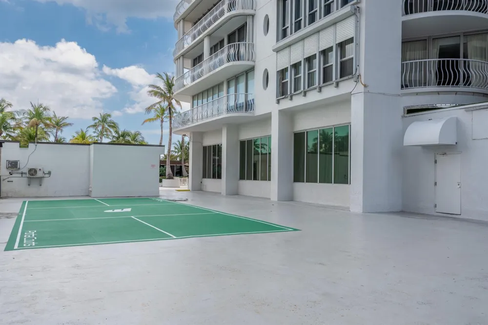 10155 Collins Avenue #1401 Bal Harbour, FL 33154