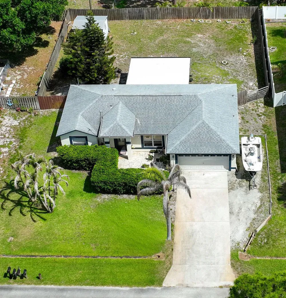 726 Tuxedo Terrace Sebastian, FL 32958