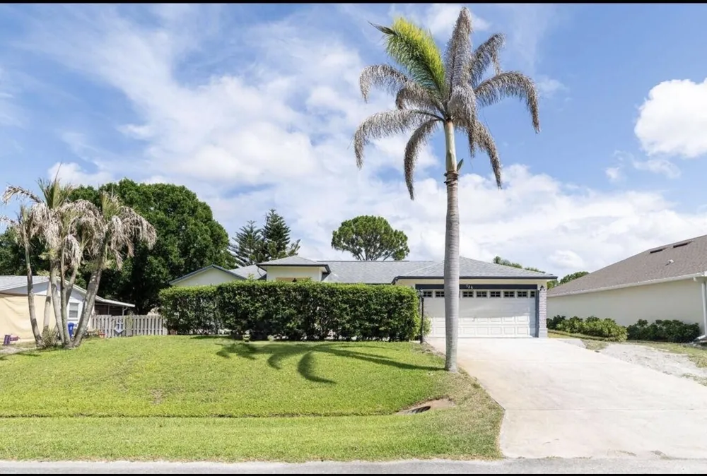 726 Tuxedo Terrace Sebastian, FL 32958