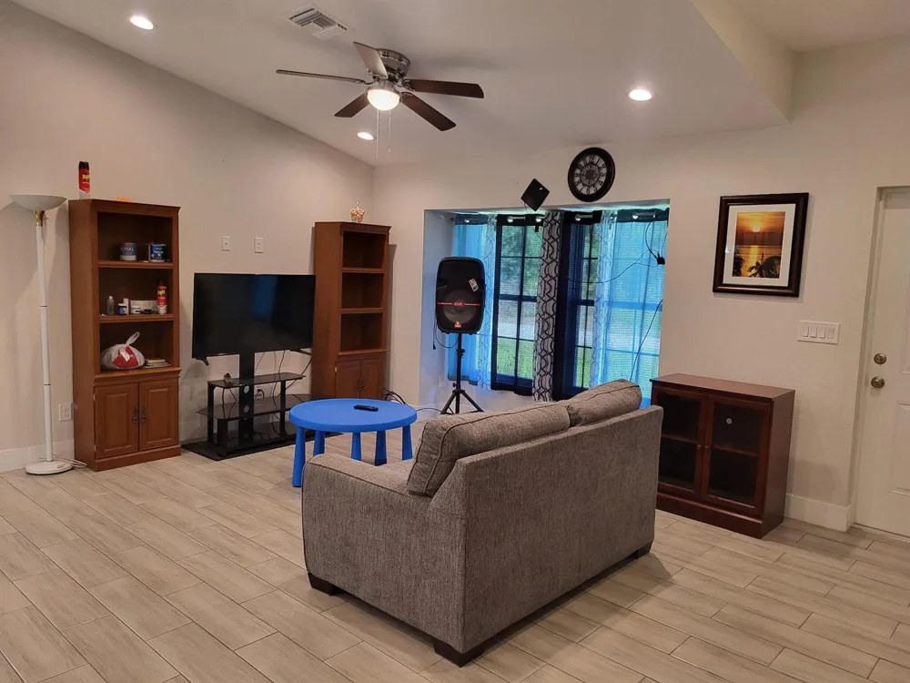 1046 S Cheney Ave Avenue S Lehigh Acres, FL 33974