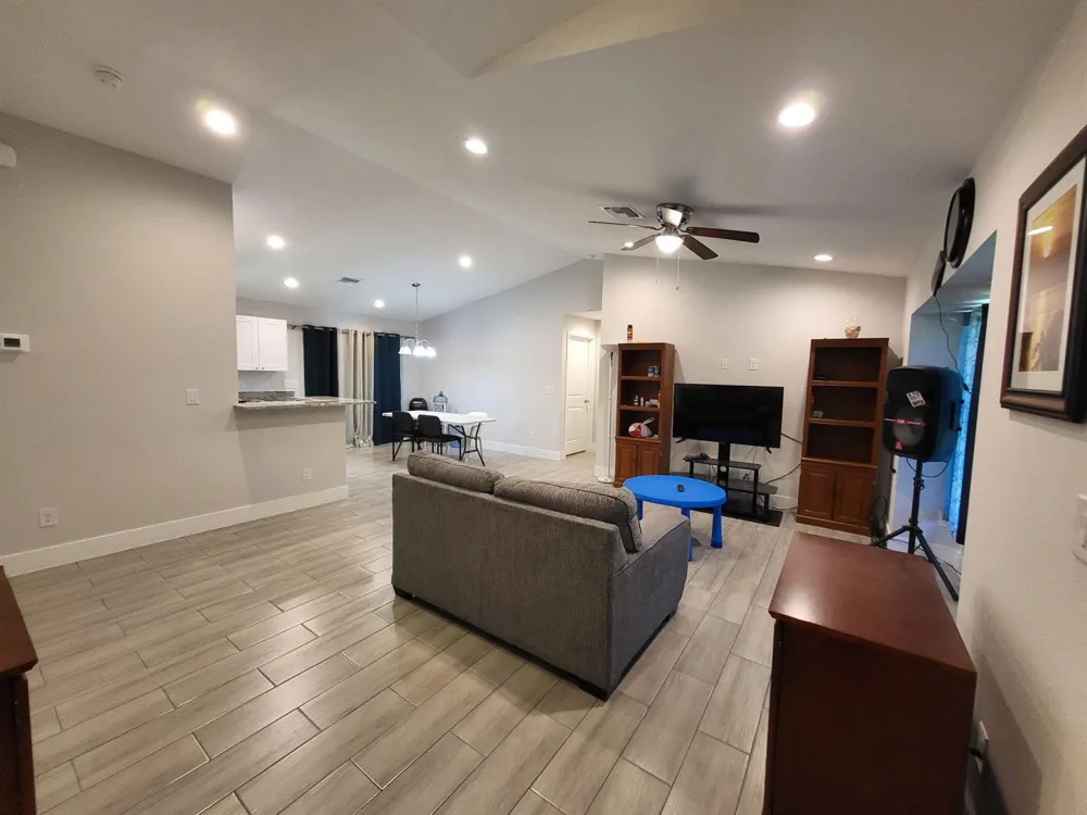 1046 S Cheney Ave Avenue S Lehigh Acres, FL 33974