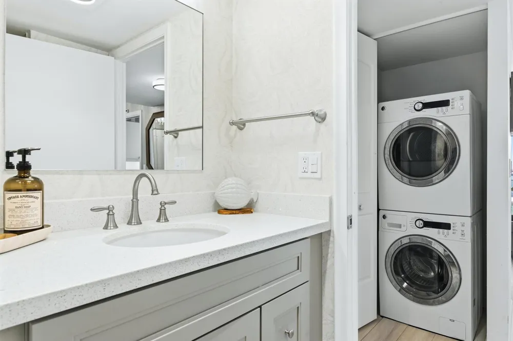 3400 Ocean Drive #1207 Riviera Beach, FL 33404