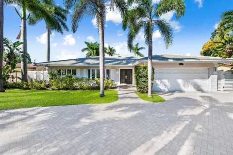 4761 Bayview Drive