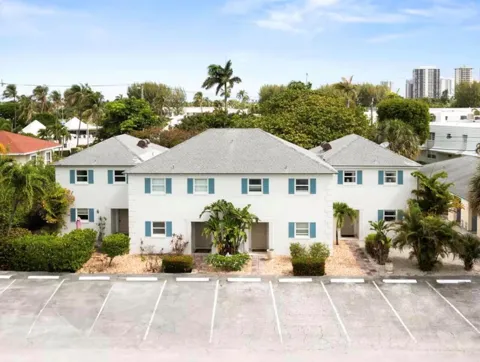 1216 Surf Road