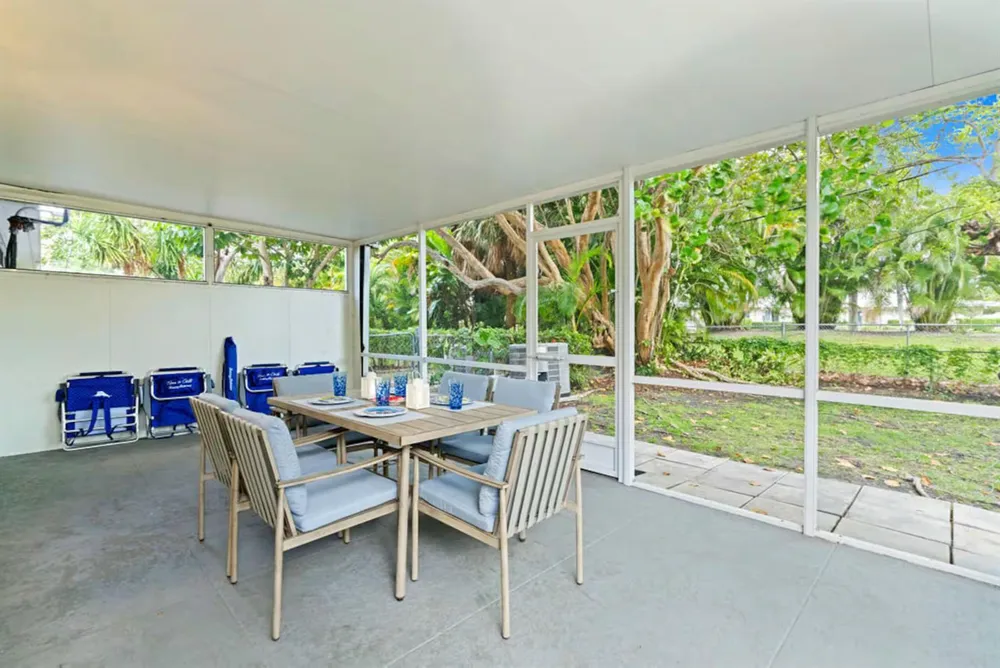 1216 Surf Road Singer Island, FL 33404