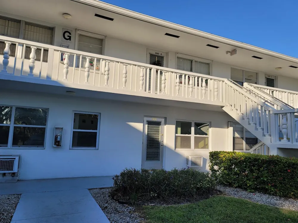 155 Coventry West Palm Beach, FL 33417
