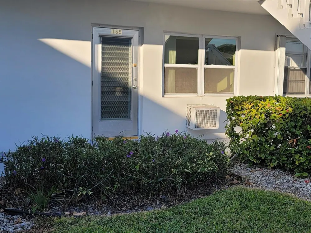155 Coventry West Palm Beach, FL 33417