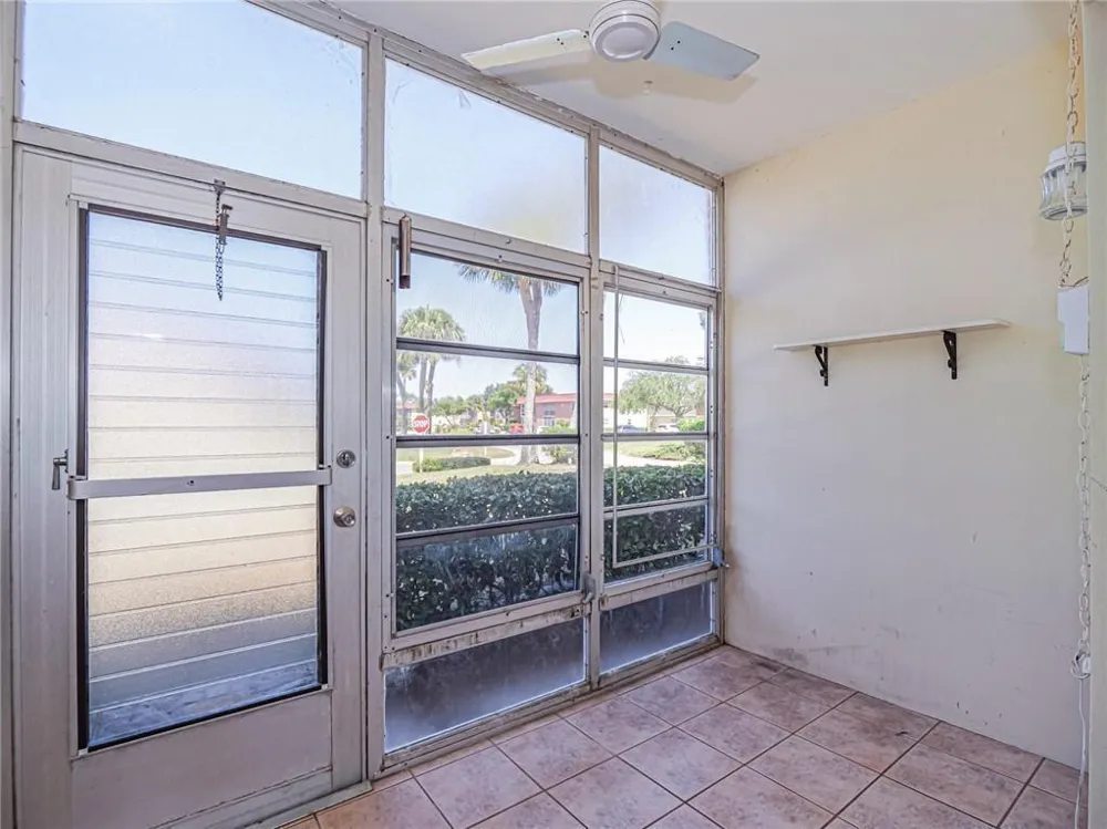 76 Royal Oak Drive #104 Vero Beach, FL 32962