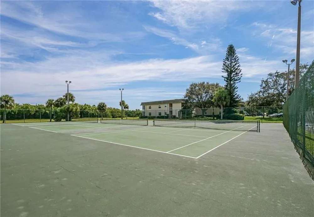 76 Royal Oak Drive #104 Vero Beach, FL 32962