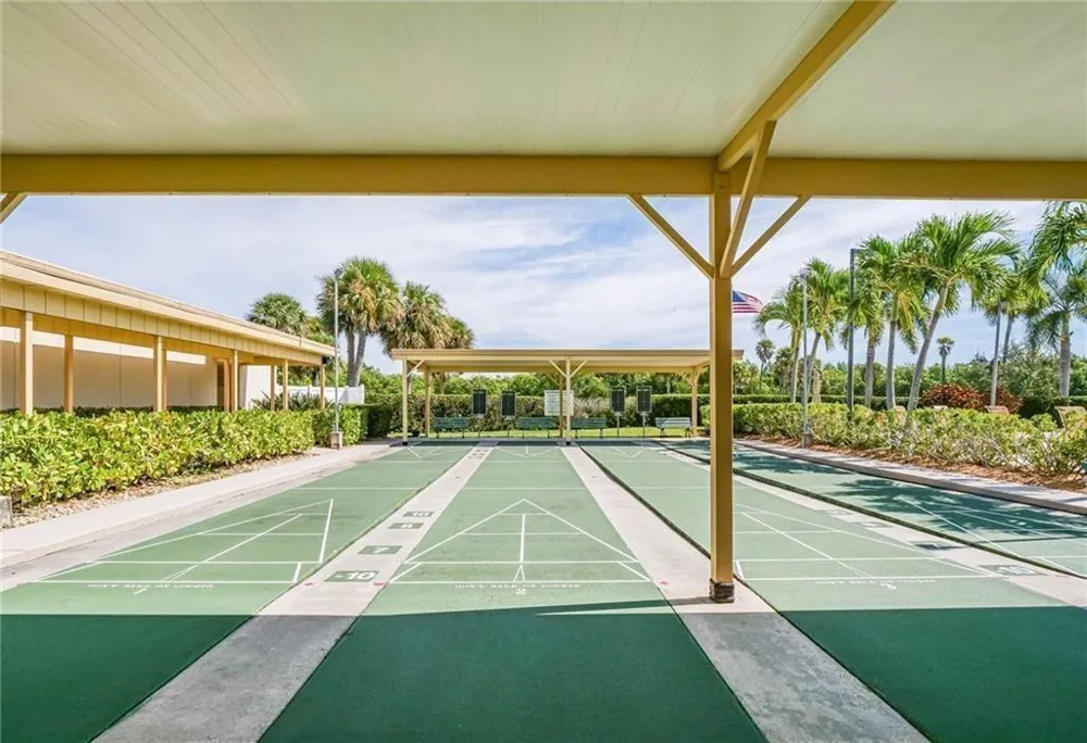 76 Royal Oak Drive #104 Vero Beach, FL 32962
