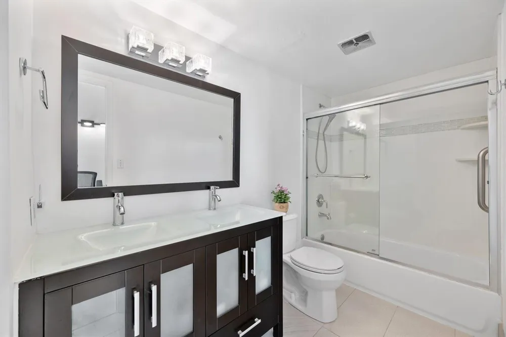 1080 94th Street #411 Bay Harbor Islands, FL 33154