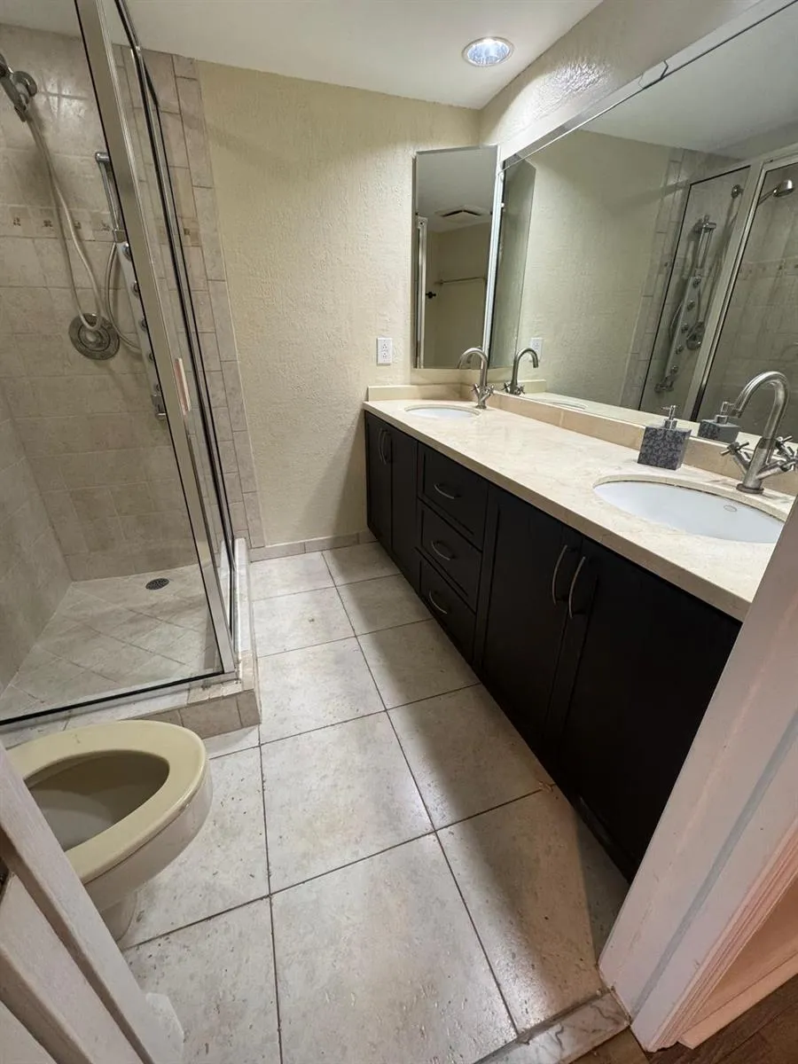 730 NW 98th Circle Plantation, FL 33324