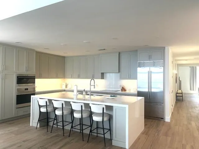 184 Lake Drive #3102 Palm Beach Shores, FL 33404