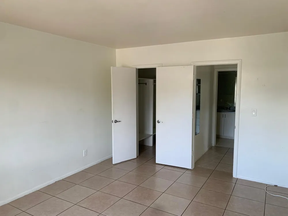 2624 NE 32nd Street #104 Fort Lauderdale, FL 33306