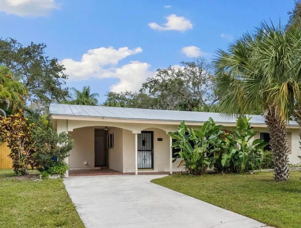 515 Cypress Road Vero Beach, FL 32963