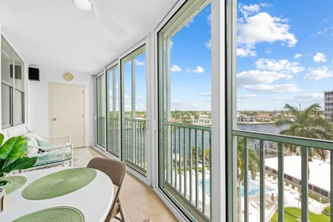 3300 S Ocean Boulevard #723-c