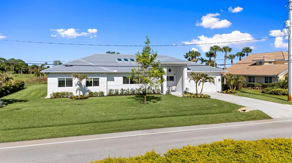 3213 SE Morningside Boulevard Port St. Lucie, FL 34952