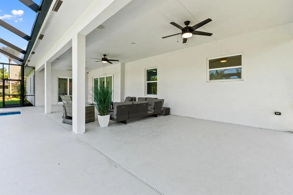 3213 SE Morningside Boulevard Port St. Lucie, FL 34952