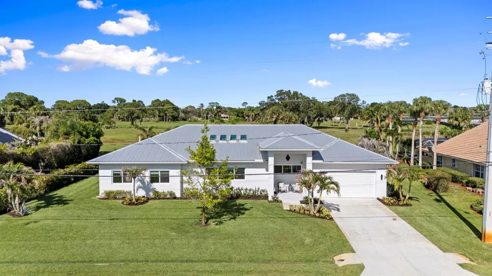 3213 SE Morningside Boulevard Port St. Lucie, FL 34952
