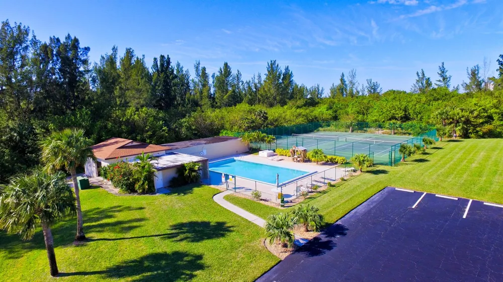 4245 Hwy A1a #8 Fort Pierce, FL 34949