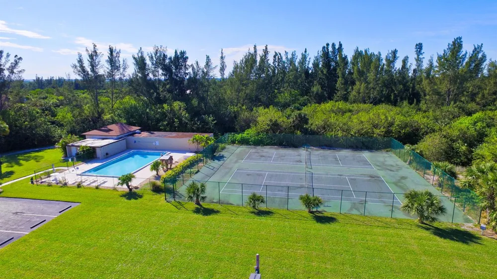 4245 Hwy A1a #8 Fort Pierce, FL 34949
