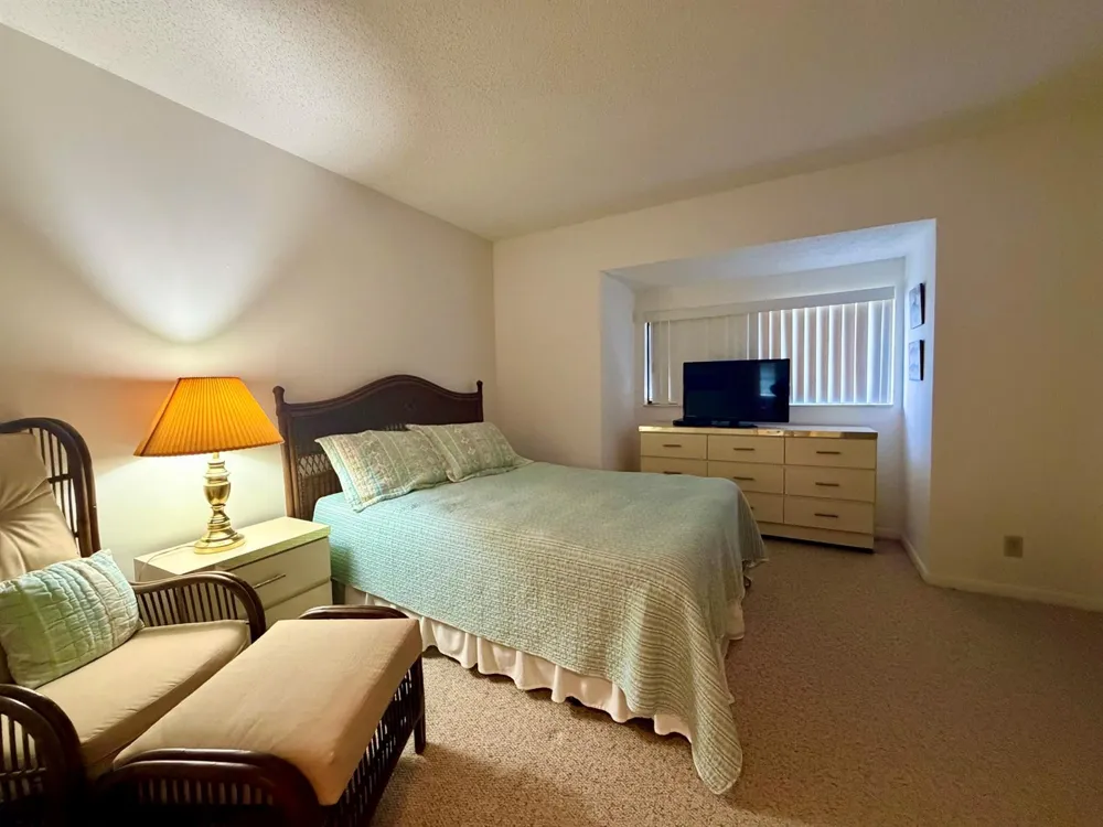 4245 Hwy A1a #8 Fort Pierce, FL 34949