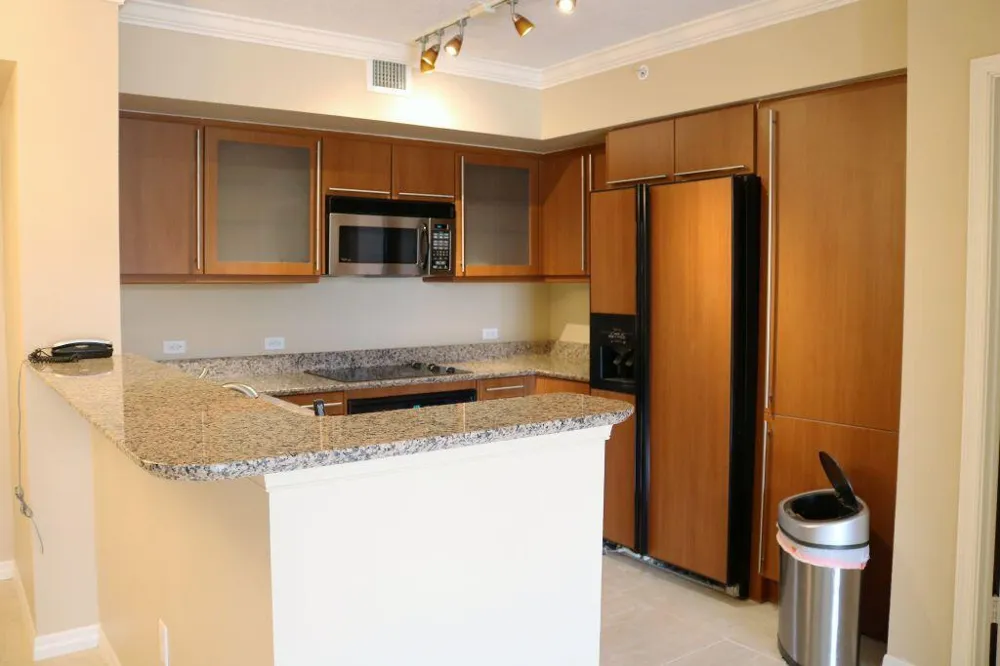 2080 S Ocean Drive #703 Hallandale Beach, FL 33009