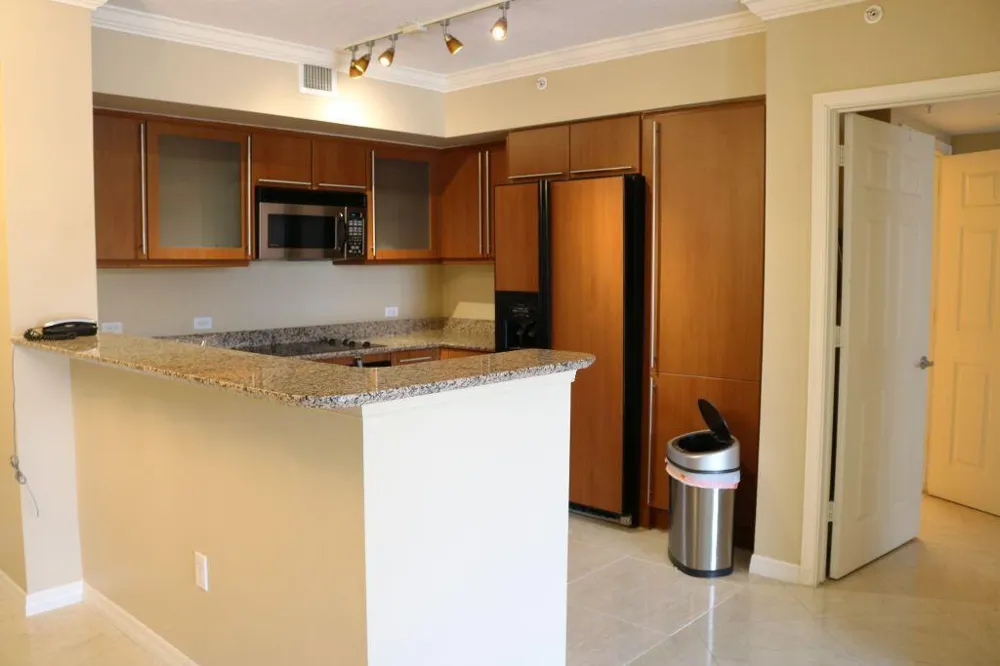 2080 S Ocean Drive #703 Hallandale Beach, FL 33009