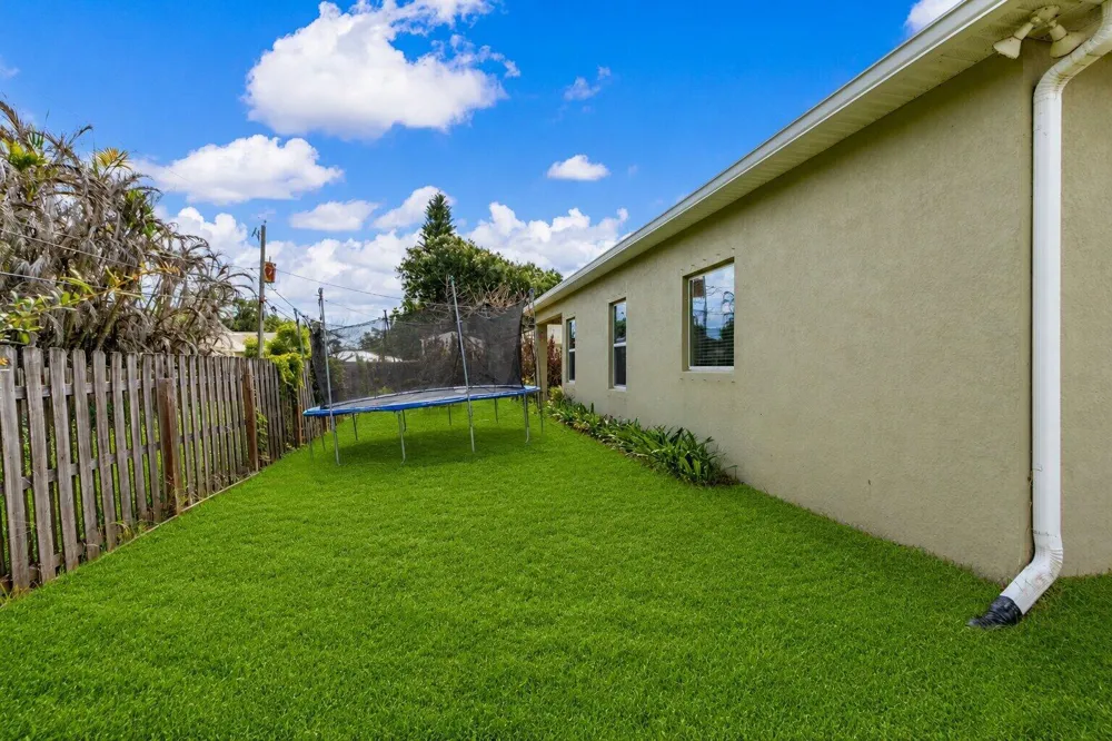 956 Claire Avenue Sebastian, FL 32958