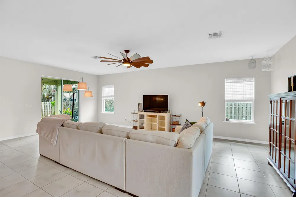 956 Claire Avenue Sebastian, FL 32958