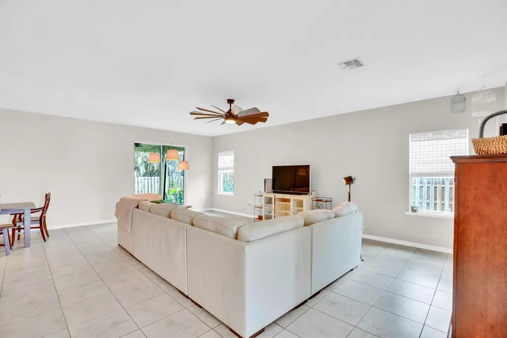 956 Claire Avenue Sebastian, FL 32958