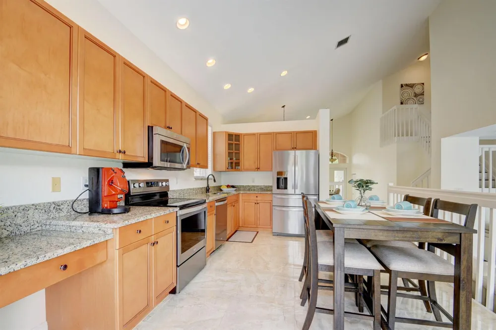 2418 Westmont Drive Royal Palm Beach, FL 33411
