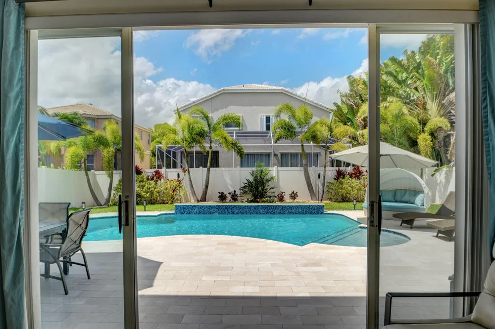 2418 Westmont Drive Royal Palm Beach, FL 33411