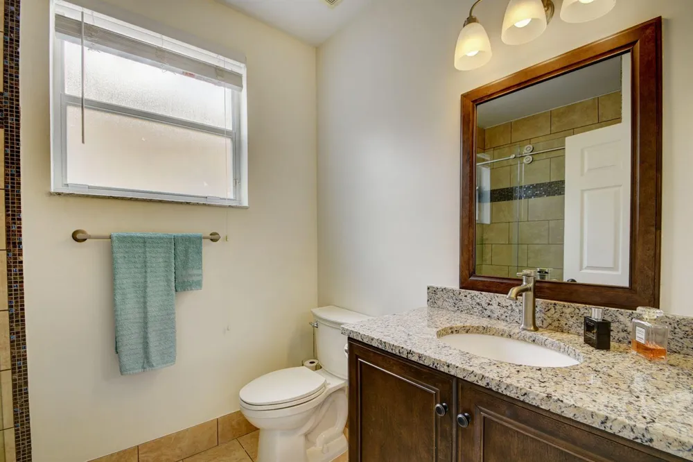 2418 Westmont Drive Royal Palm Beach, FL 33411