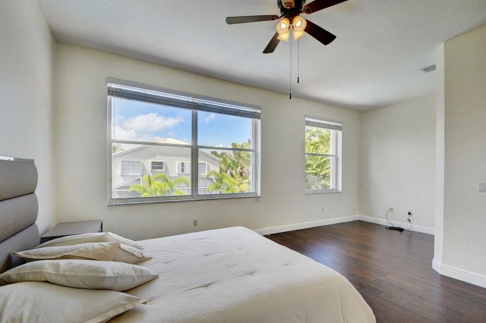 2418 Westmont Drive Royal Palm Beach, FL 33411