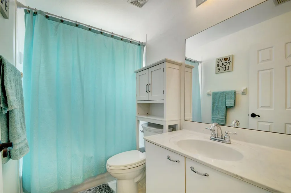 2418 Westmont Drive Royal Palm Beach, FL 33411